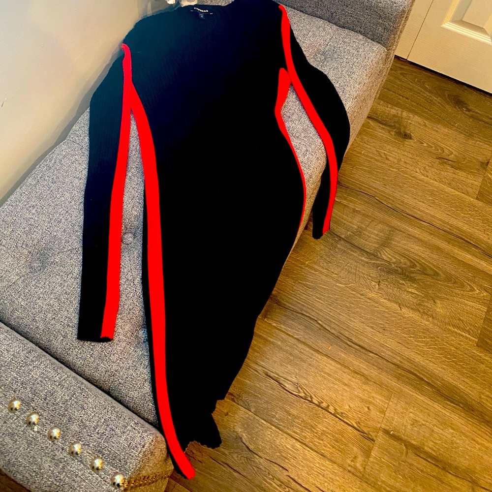 Black and Red Express Sweater Dress (M)